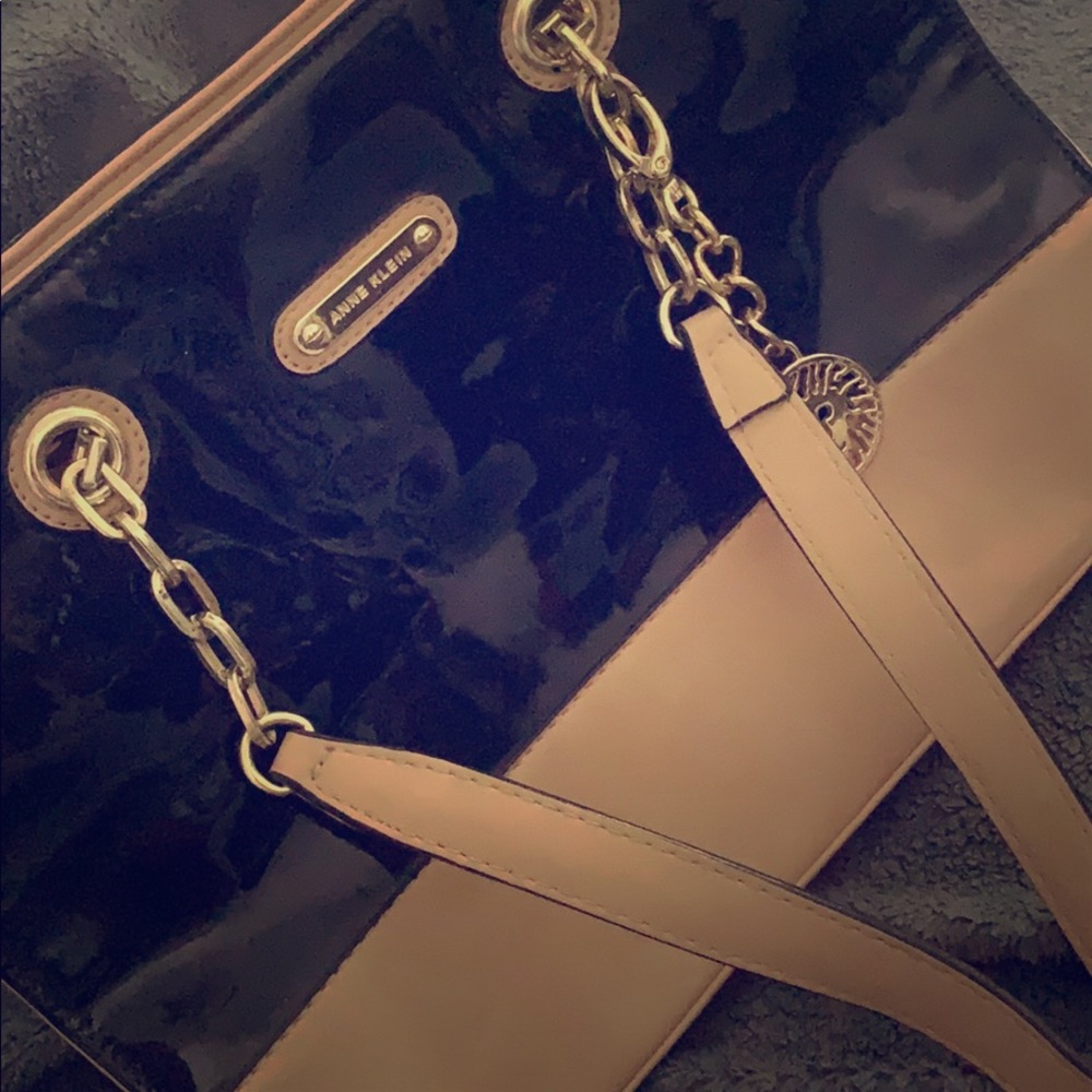 used Anne Klein Creme and Black Purse